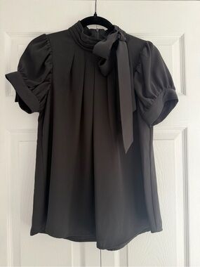 Gracia Black Tie-Neck Puff Sleeve Blouse